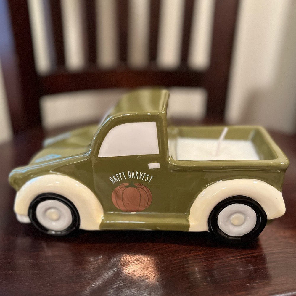 NEW Ceramic Farmhouse/Harvest Truck Candle by Celebrate Together